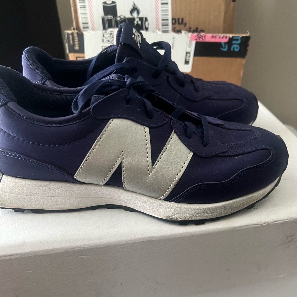 New Balance Deep Blue Sneakers with Light Gray Accent